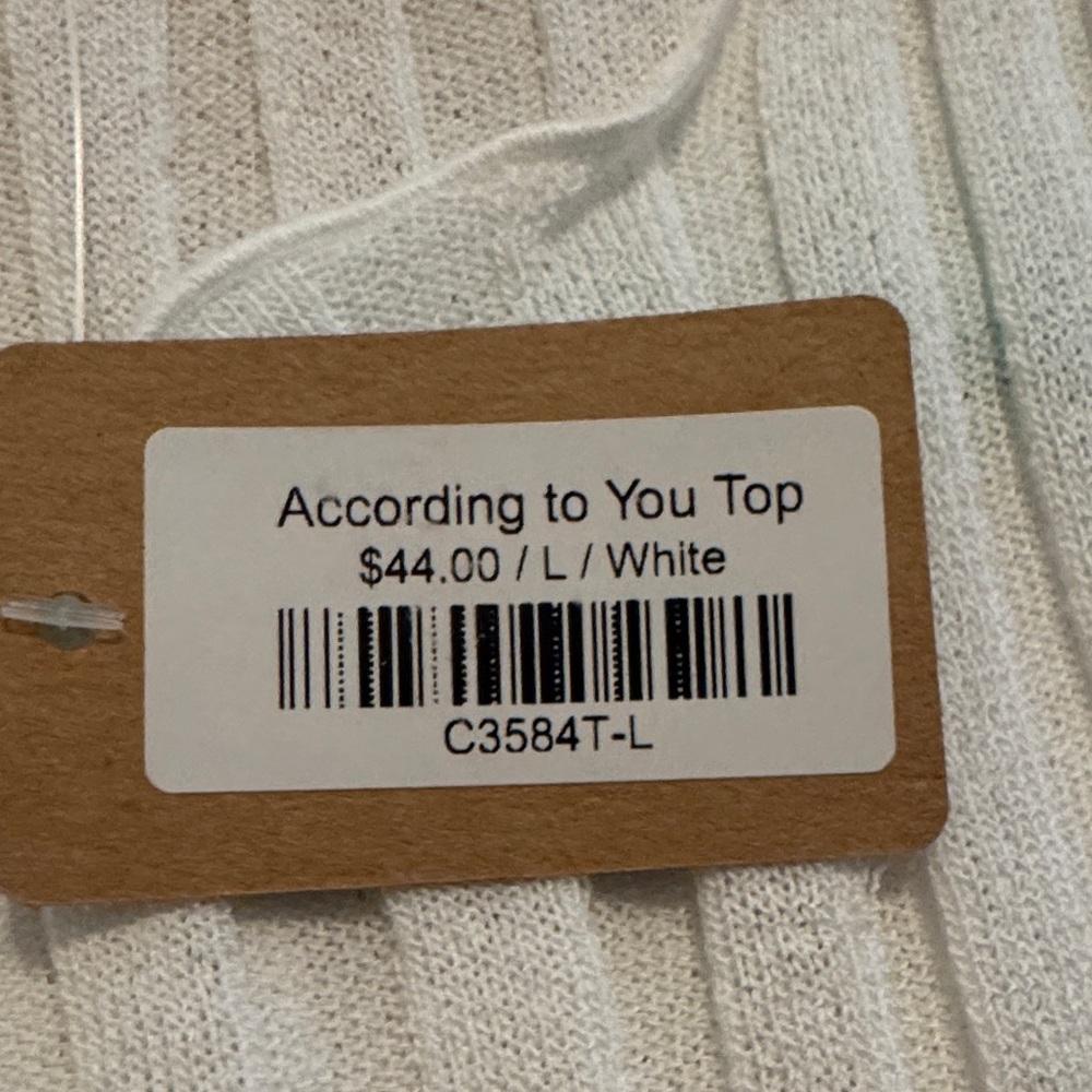 Vestique Ivory Ribbed Tank Top - Picture 4 of 4